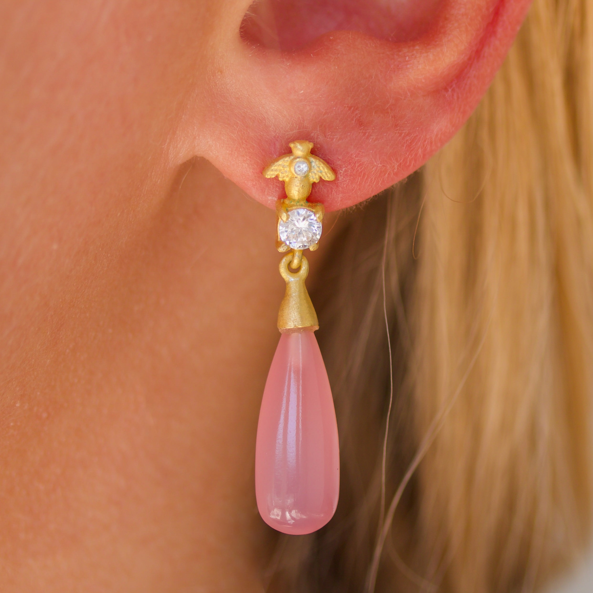 'Bee the Change' 🐝  Pink drop ørering