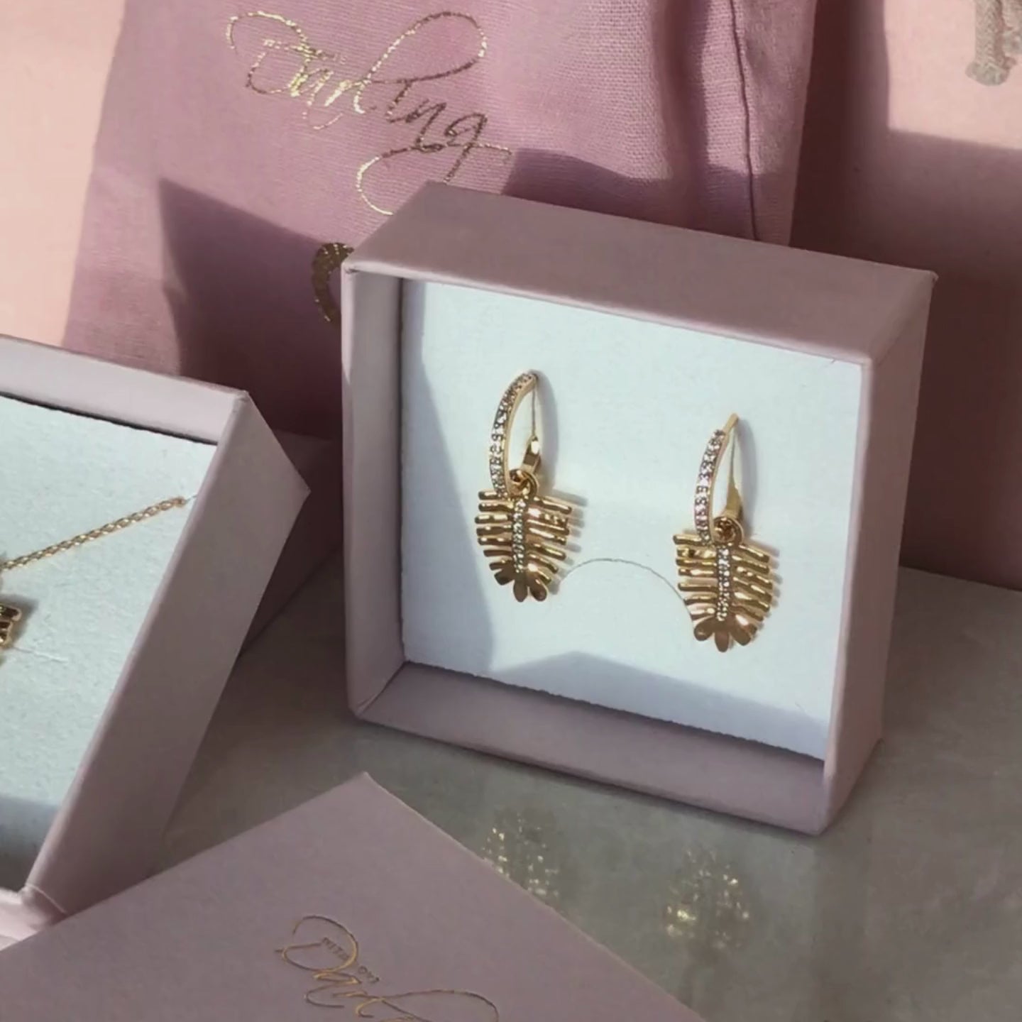 Tulsi Hoops