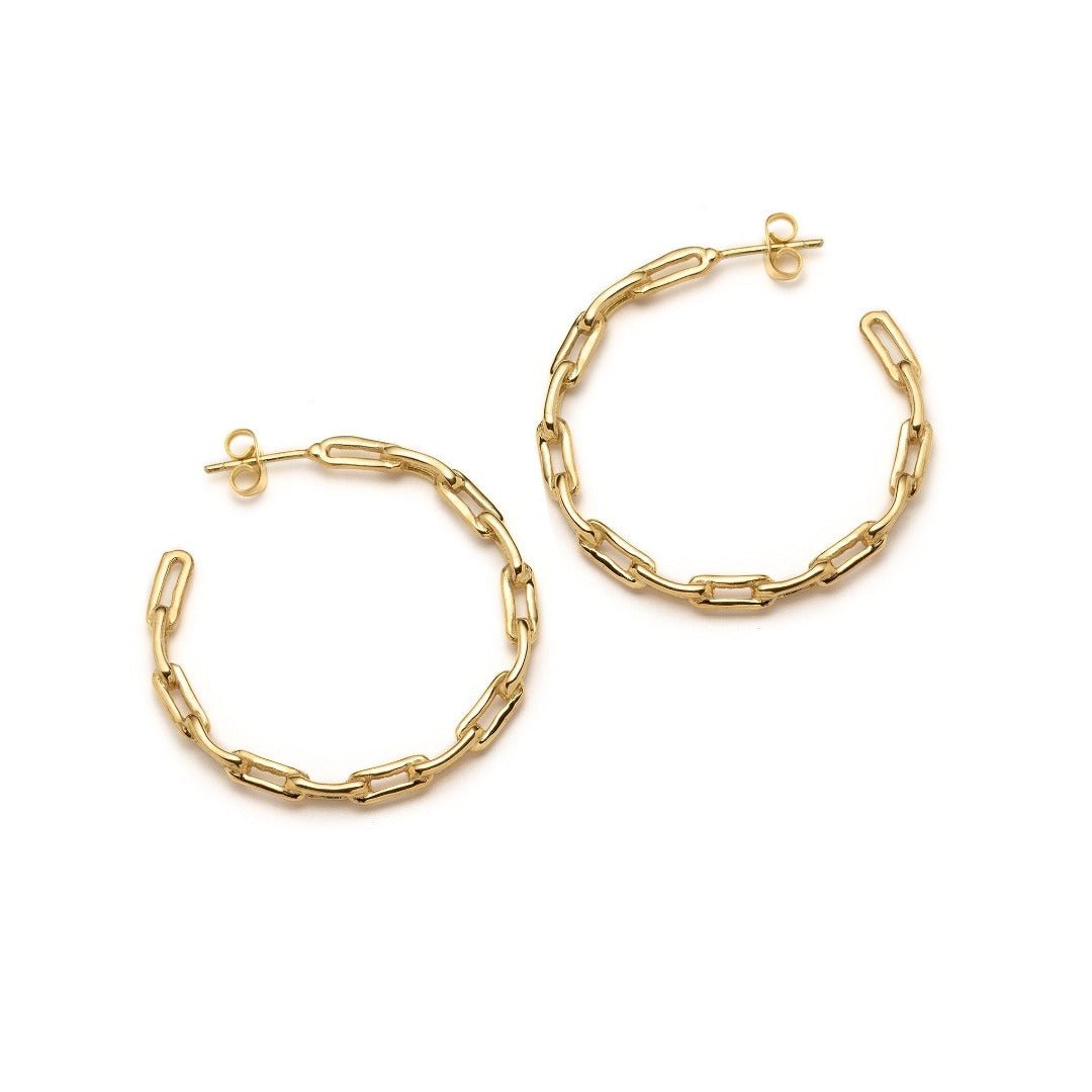 Mia Hoops