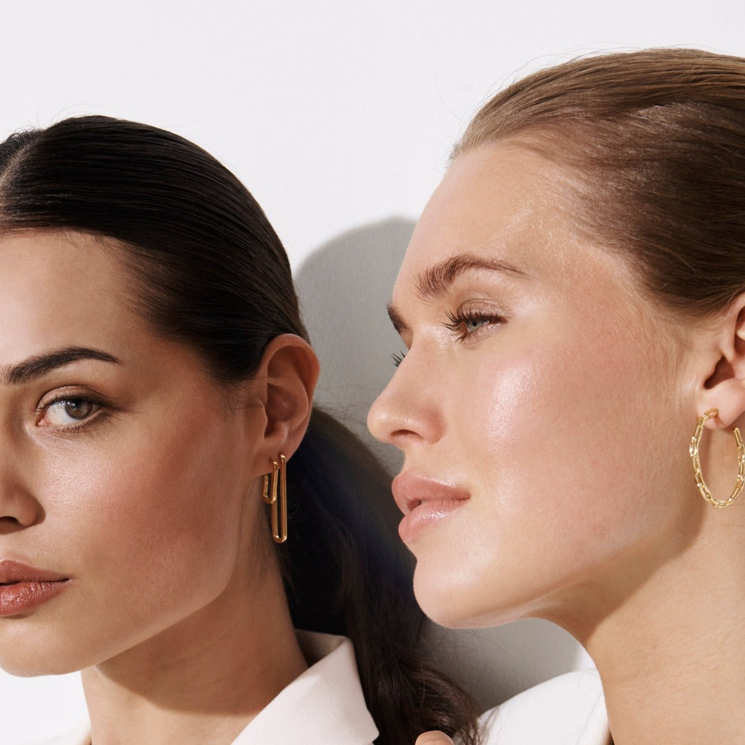 Mia Hoops