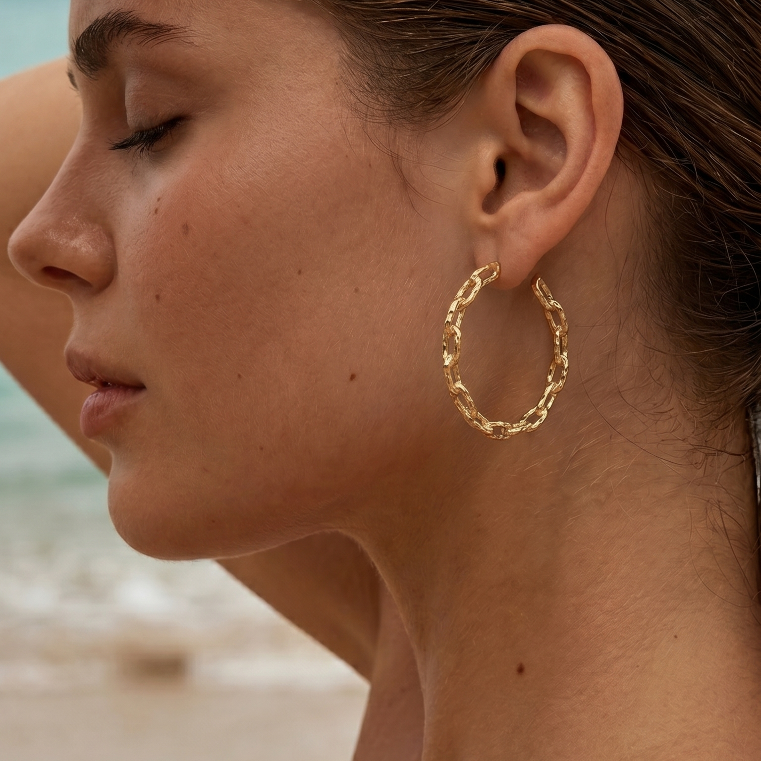 Mia Hoops