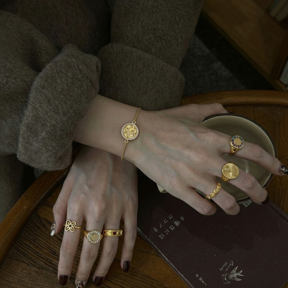 Moder Jord Armbånd Forgyldt